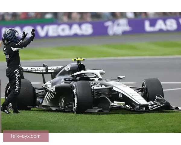 F1赛事迎来新赛季 激烈竞争与技术革新成焦点