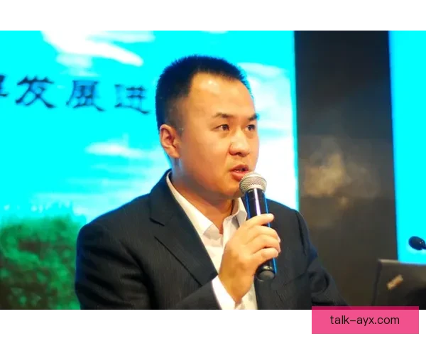 赫尔城俱乐部近期动态全面解析球队重建进程与未来赛季前景走势展望